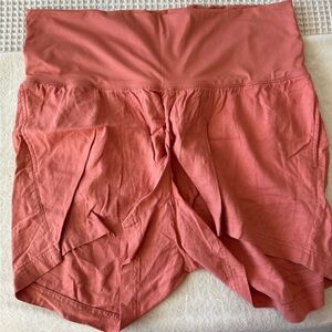 Old Navy Maternity Linen Shorts